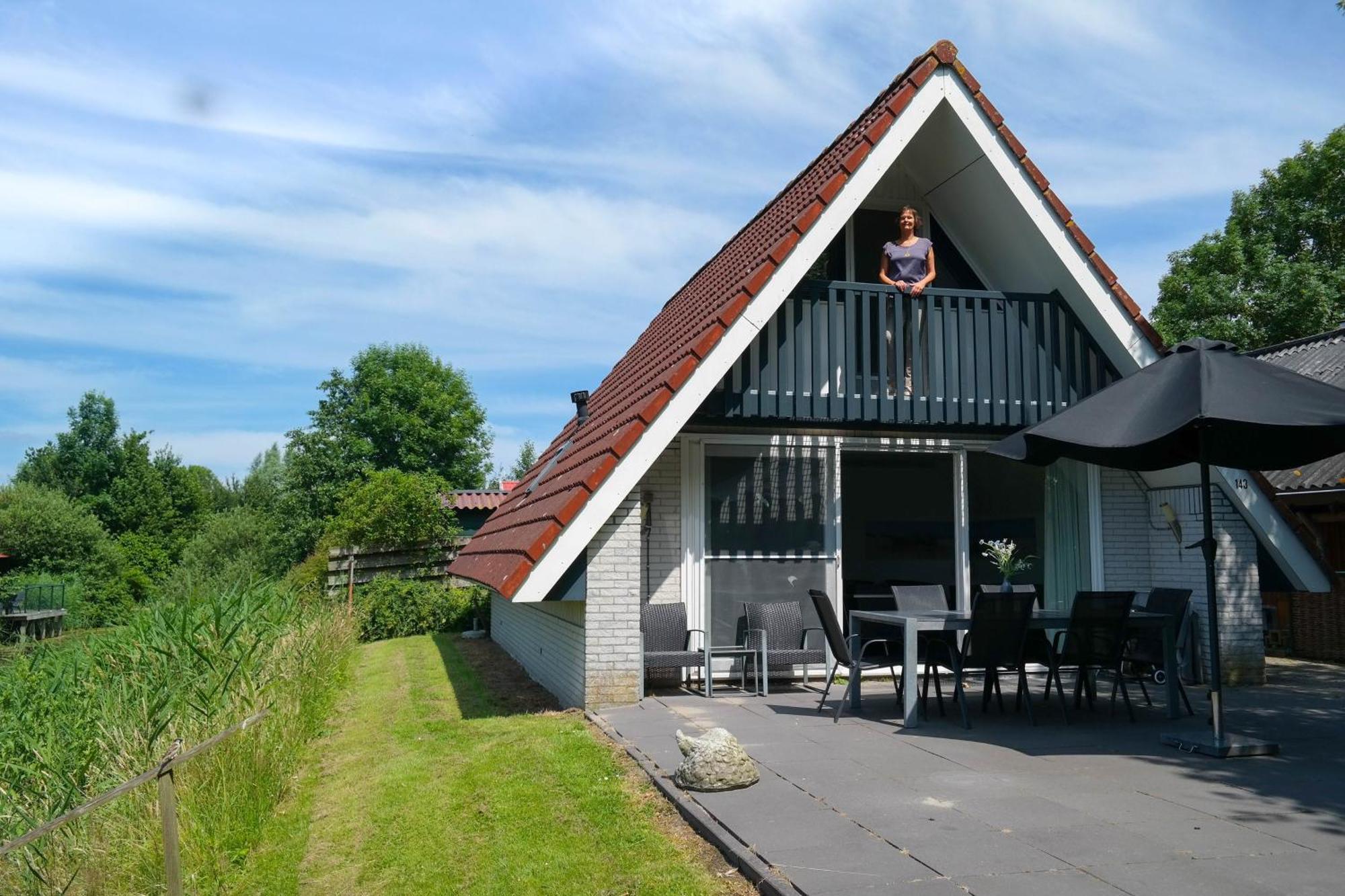 Sonnenhaus 6 Pers House With Sunny Terrace At A Typical Dutch Canal & By Lauwersmeer Lake. Anjum Екстер'єр фото