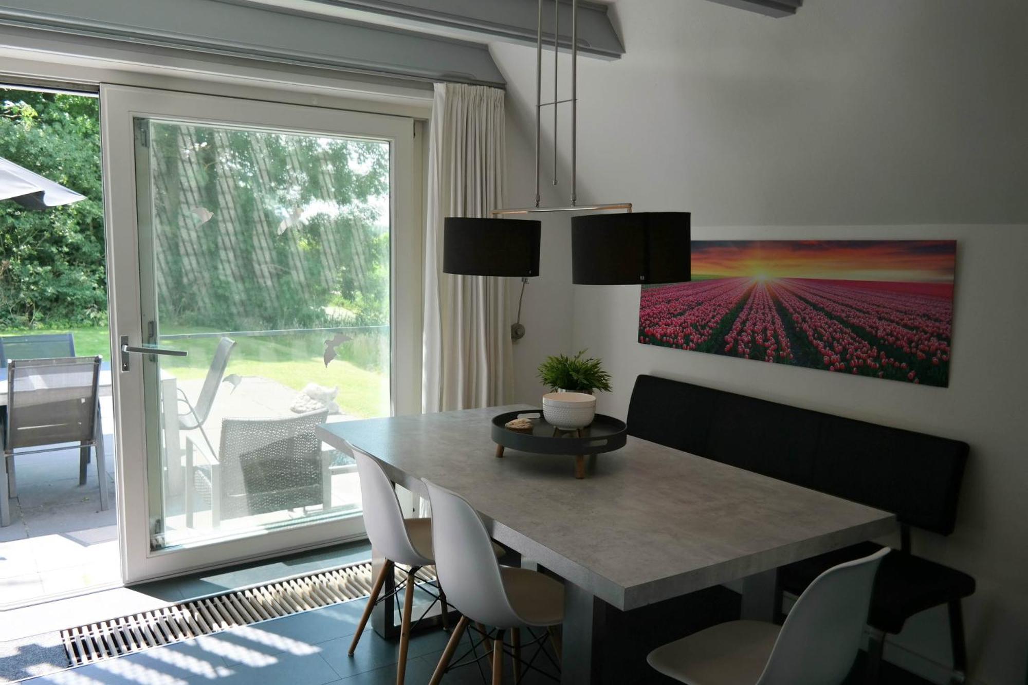 Sonnenhaus 6 Pers House With Sunny Terrace At A Typical Dutch Canal & By Lauwersmeer Lake. Anjum Екстер'єр фото