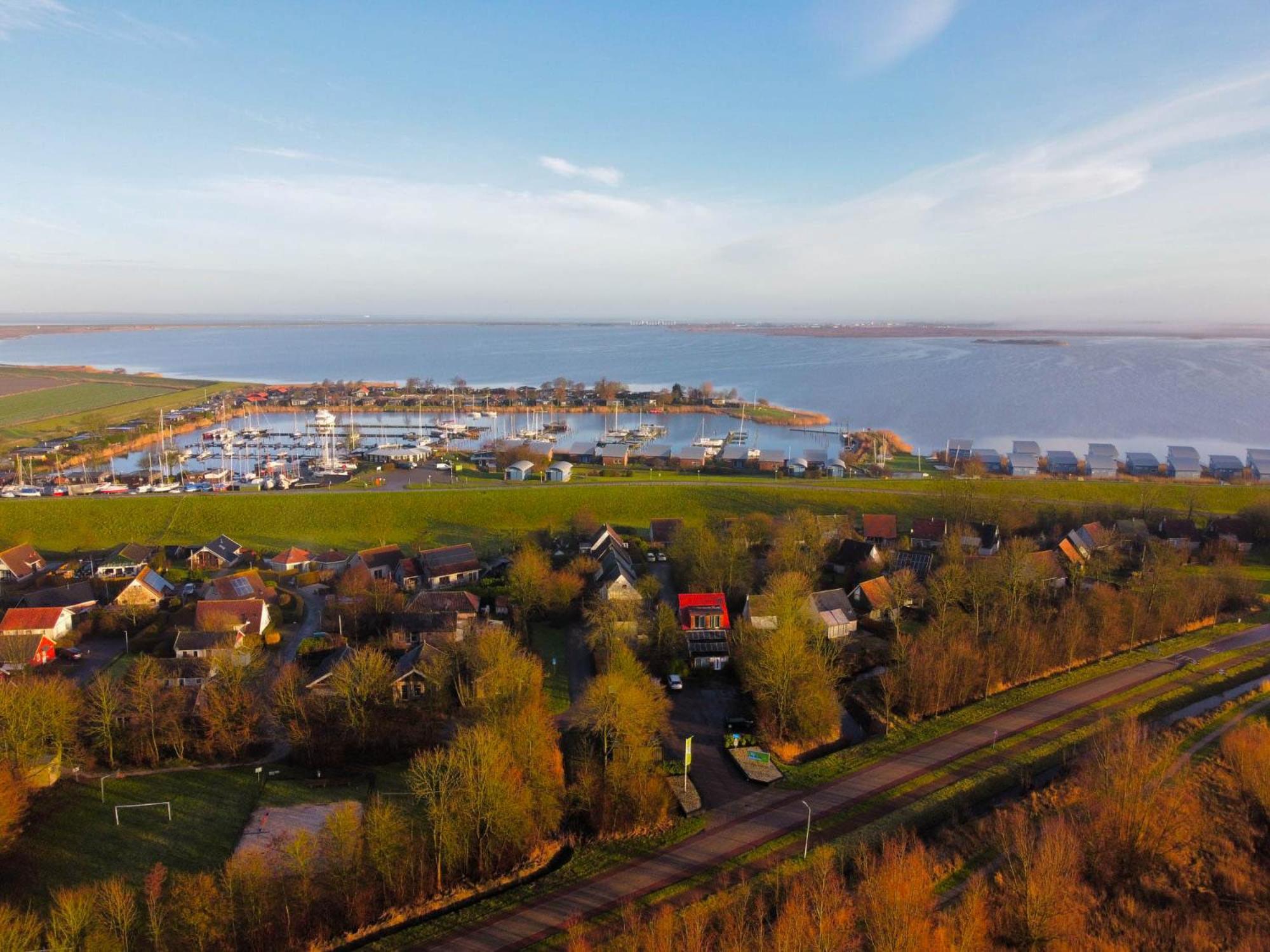 Sonnenhaus 6 Pers House With Sunny Terrace At A Typical Dutch Canal & By Lauwersmeer Lake. Anjum Екстер'єр фото